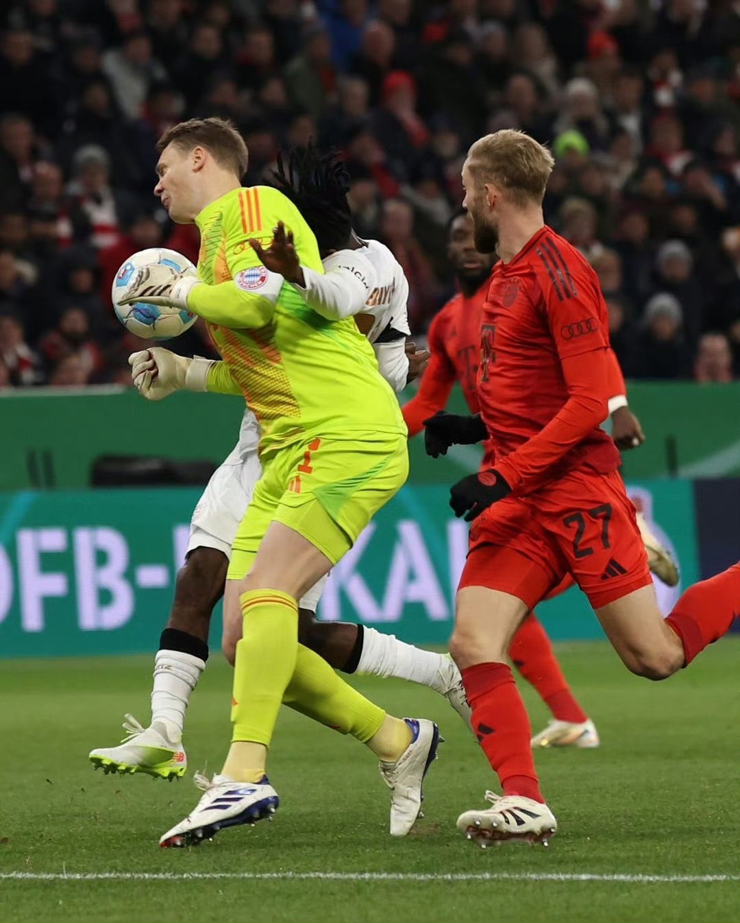 关于赛地聚焦：德国杯转会期热度飙升，巴黎圣日耳曼复出首秀，气氛紧张，临场指挥获称赞的信息-九游官方网站